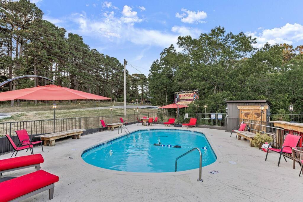 Stonegate Lodge King Bed Wifi Roku Tv Salt Water Pool Room #203 Eureka Springs Exterior foto